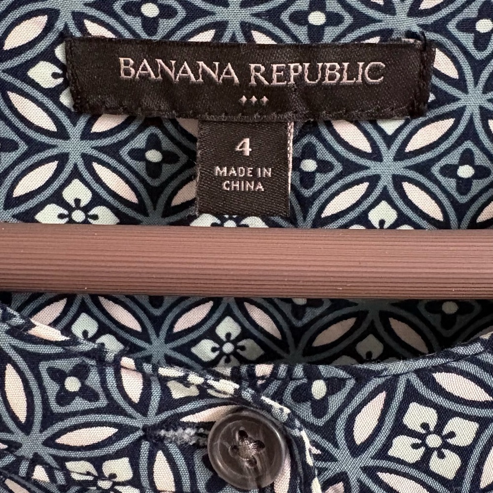 Banana Republic Blue Geometric Safari Shirt Dress Roll Tab Sleeves & Tie Waist 4 - Picture 2 of 13